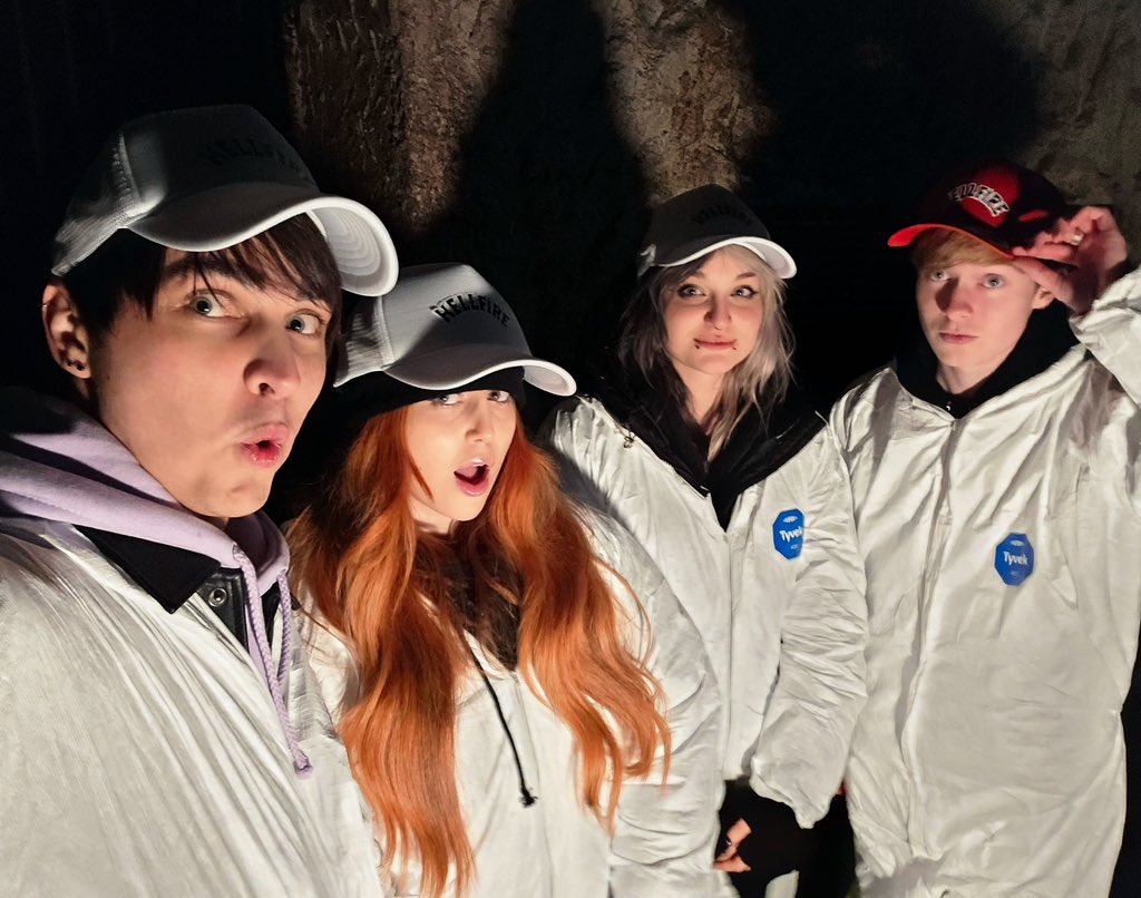 Sam and Colby on Twitter: "you don't even wanna know what we did last night .. 👻 @Nihachu @GeeNelly https://t.co/nult8zz6fe" / Twitter
