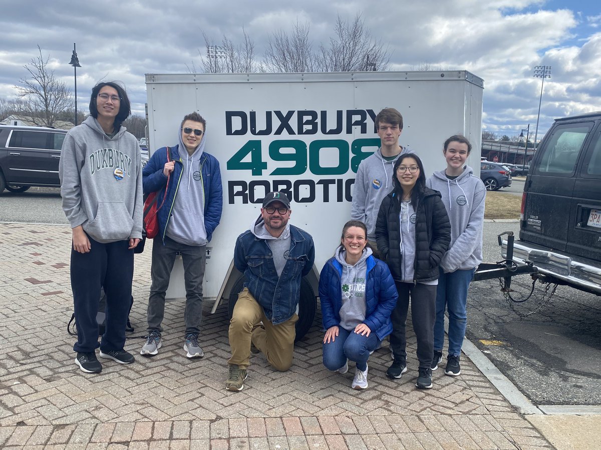 duxstem's tweet image. Great work from the @DuxburyRobotics this weekend!