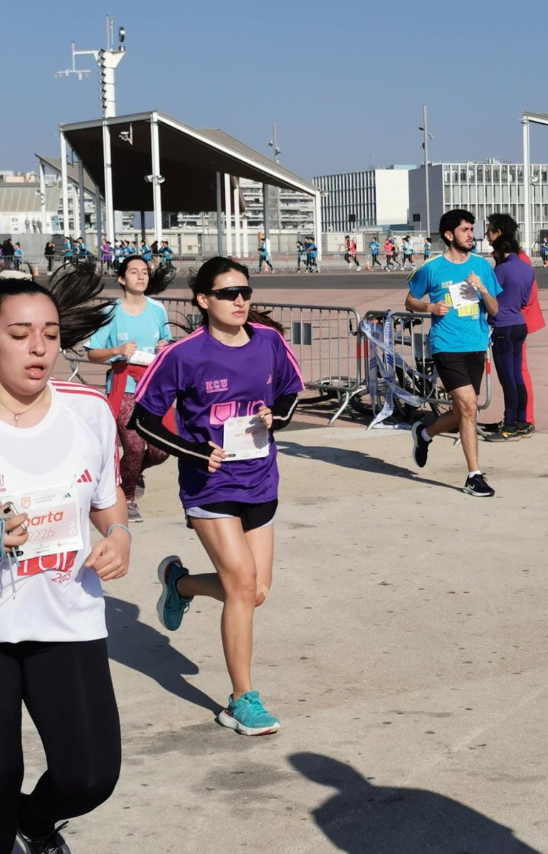 UdGEsports's tweet image. 📢Podeu trobar les fotos d’avui a l’UNIRUN🏃🏻‍♀️ al següent enllaç:

➡️ facebook.com/media/set/?set…

#UdGEsports #unirun #unirun23 #esportuniversitari