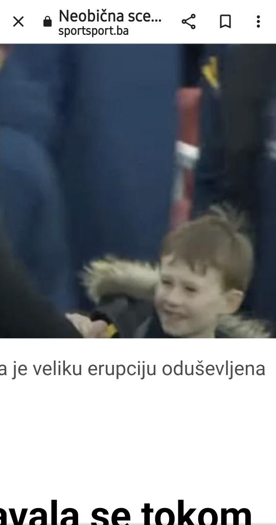 zvrc's tweet photo. @SSFootball The  kid before the goal https://t.co/VrCIQKpekw