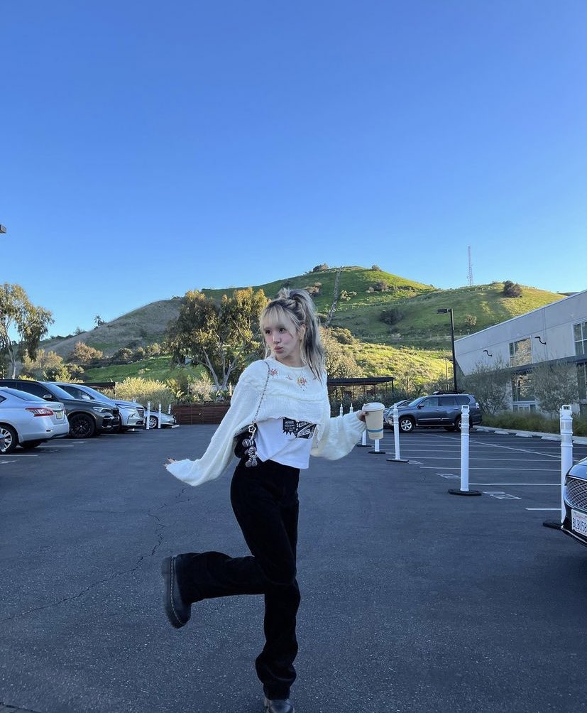 chaeyoung pics tweet media