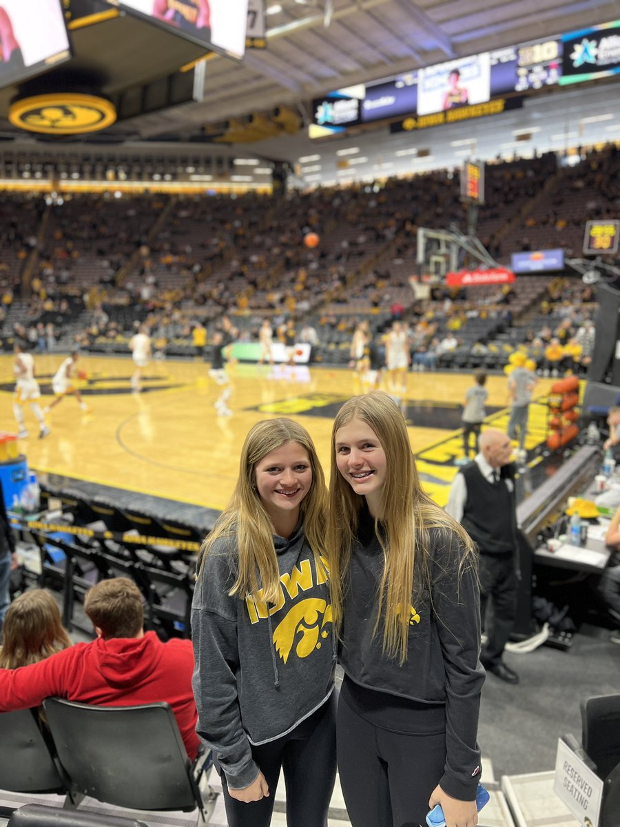 Mindy Stalker tweet media