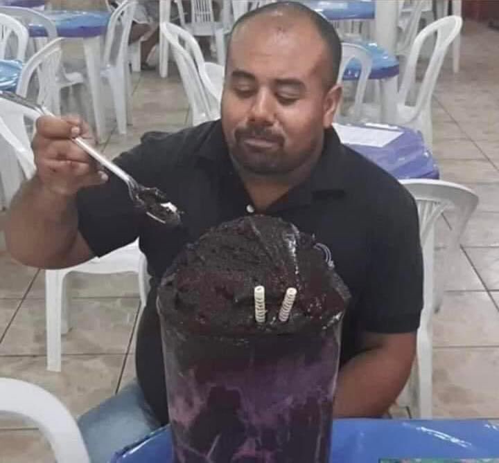 "Açaí tem gosto de terra, não gosto"

eu: