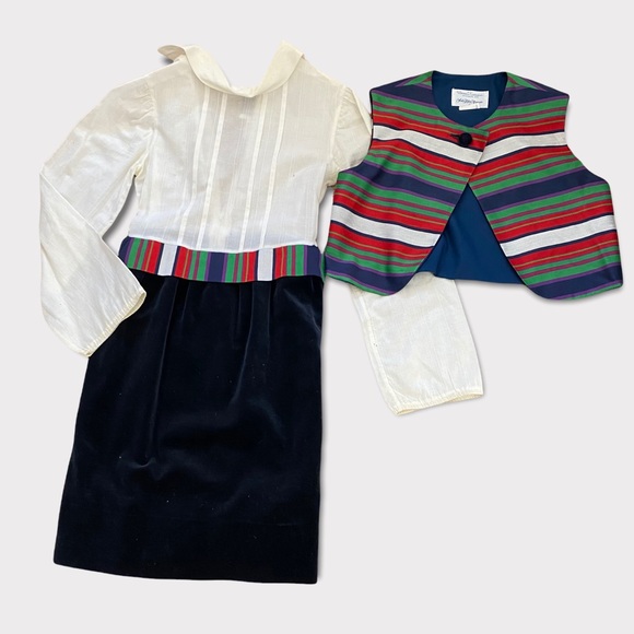 hlbrownie's tweet photo. So good I had to share! Check out all the items I'm loving on @Poshmarkapp #poshmark #fashion #style #shopmycloset #handcrafted #torrid #florenceeiseman: https://t.co/LKJ3nFHt9L https://t.co/maORpik0hY