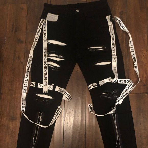 So good I had to share! Check out all the items I'm loving on <a href="/Poshmarkapp/">Poshmark</a> #poshmark #fashion #style #shopmycloset #valeriebertinelli #duckbay: posh.mk/r8c0fPhBVxb