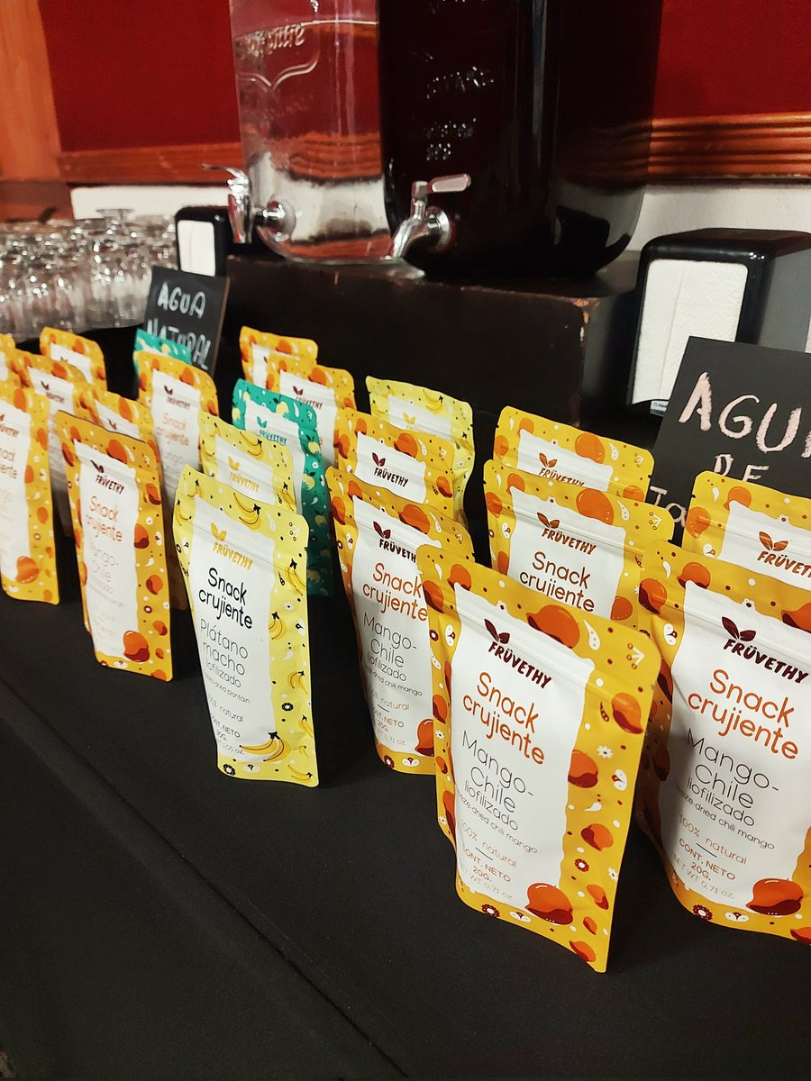 Muy contenta de participar como mentora como parte de la iniciativa Global Mentoring Walk de @vitalvoicesmx. Gracias <a href="/CoparmexOaxPdta/">Laura P. Barranco</a>, <a href="/nydiadelhi/">Nydia Delhi Mata</a> y <a href="/Coparmexoaxaca/">COPARMEX Oaxaca</a>  por hacerlo posible 

#coparmex #oaxaca #globalmentoring