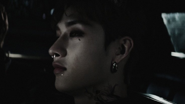 hanyeonx's tweet photo. Minchan au! Lado Sombrio 🌙

Após 2 anos da separação de Minho e Chan, ambos começam a se preparar para a guerra que estava por vir. O vampiro tomou seu lugar, novamente, na corte e o lobisomem começou a ser manipulado por seu pai. A cada dia que passava, mais se parecia com seu+ https://t.co/nT4zHCNoNg