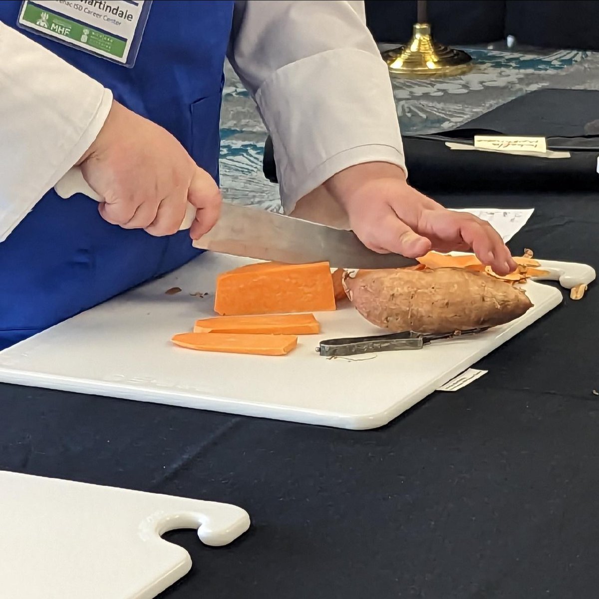 TheOfficialMHF's tweet image. The #MichiganProStart2023 Knife Cuts category, sponsored by @kvcc is underway. 🔪

Each contestant will select four knife cut options from a list of eight, then present their sharp skills to the judges. #MadeInProStart