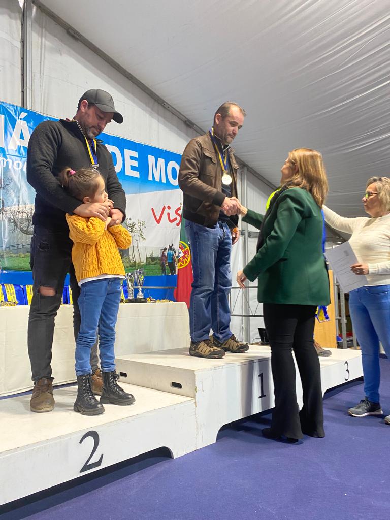 agricultura_pt's tweet photo. A Secretária de Estado das Pescas, Teresa Coelho, participou, hoje, na cerimónia de entrega de prémios dos campeonatos regionais 2021/2022 de pesca desportiva, inserida na XIX #MoraPesca – Feira de Artigos de Pesca Desportiva.
#pescas 🐟 #agriculturaealimentação 🌱 #xxiiigoverno https://t.co/VEDdomjsfc