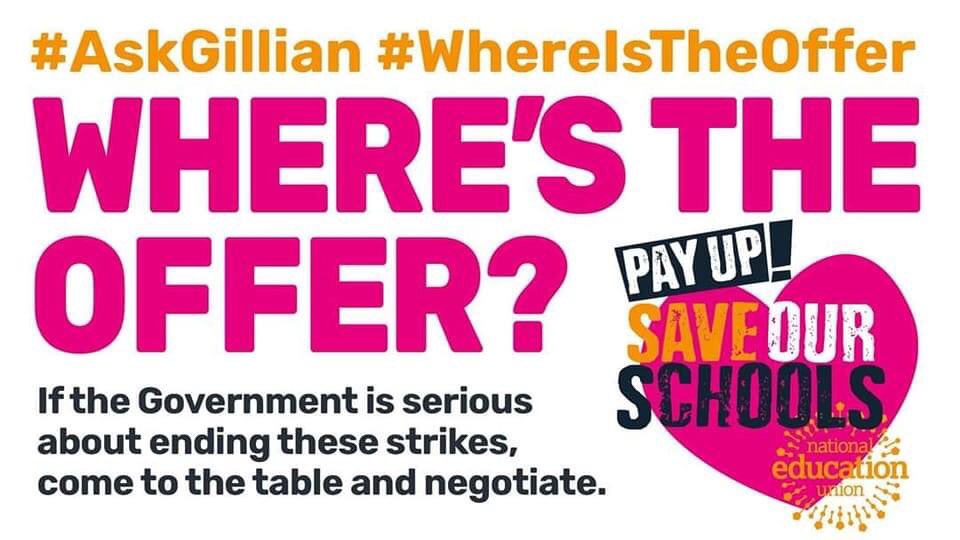TonyDowling's tweet photo. @GillianKeegan #WhereIsTheOffer?
#PayUp #SaveOurSchools https://t.co/BAx5fDo7Ul