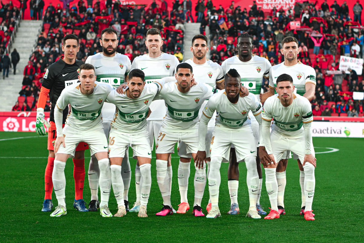 Victoria muy trabajada de todo el equipo. Mención especial a Pelayo, familiares y amigos. Va por ustedes 💚 
#deppelayo 🕊️
<a href="/elchecf/">Elche Club de Fútbol 🌴💯</a>
