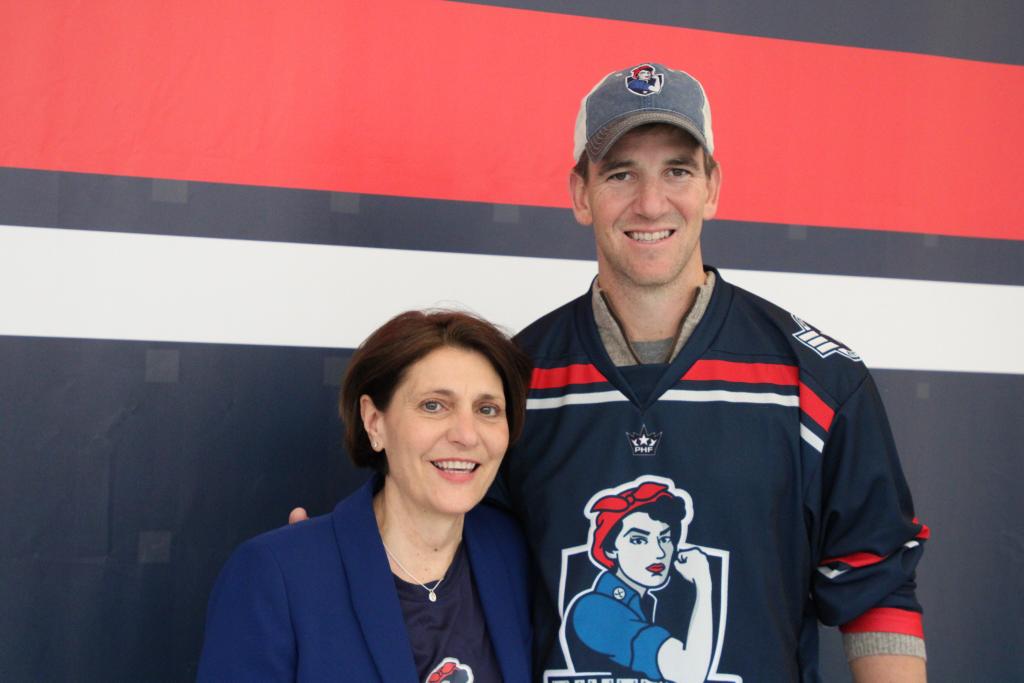 jj_pavlick's tweet photo. @Riveters President @digitmurphy with @EliManning and @LaForceMontreal President @kevinraphael21
#Riveters #LaForce https://t.co/gxHGH9acnJ