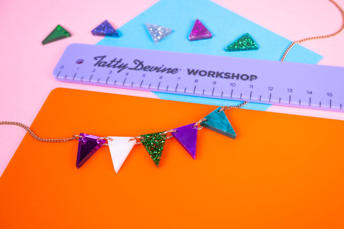 stuartsemple's tweet image. EXCITING - Tatty Devine workshop at GIANT in Bournemouth! 
International Women&apos;s day is coming, and so are the coolest jewelers in the world. 

Make your suffragette-inspired necklace with Rosie Wolfenden MBE co-founder of Tatty Devine. Book your spot now: giant.space/events