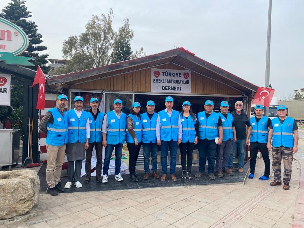 #TazminatHELALvermemekVEBAL
 Gazilik mertebesine ulaşmış Astsubaylarımıza  tazminat helaldir.
<a href="/RTErdogan/">Recep Tayyip Erdoğan</a> <a href="/NureddinNebati/">Dr.Nureddin NEBATİ🇹🇷</a>
<a href="/suleymansoylu/">Süleyman Soylu</a> <a href="/dbdevletbahceli/">Devlet Bahçeli</a>
<a href="/tcsavunma/">T.C. Millî Savunma Bakanlığı</a> <a href="/kilicdarogluk/">Kemal Kılıçdaroğlu</a>
<a href="/mustafaelitas/">Mustafa Elitaş</a> <a href="/fuatoktay/">Fuat Oktay</a>
<a href="/_cevdetyilmaz/">Cevdet Yılmaz</a> <a href="/AhmetAYDIN_02/">Ahmet AYDIN</a>
<a href="/HMBakanligi/">T.C. Hazine ve Maliye Bakanlığı</a> <a href="/TSKGnkur/">TSK</a>
<a href="/ahaber/">A Haber</a> <a href="/KanalD/">Kanal D</a>