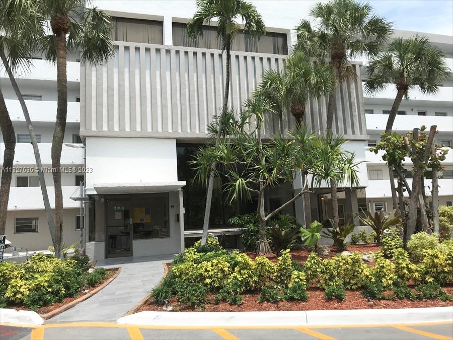 AgustinaFaija's tweet photo. It's a 1/1/1 for rent in North Miami Beach/Eastern Shores. Can be rented furnished or unfurnished. Call 305.206.1840 for more information. Don't miss out on waking up to that view. https://t.co/i65l953iUI