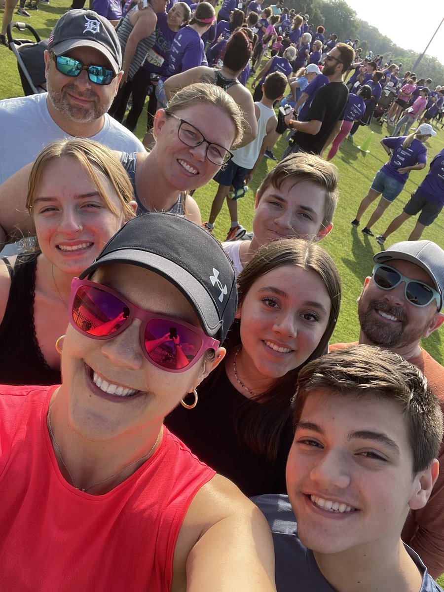 Our yearly Keeping Pace with Wellness 5k! The family that runs together stays together ❤️