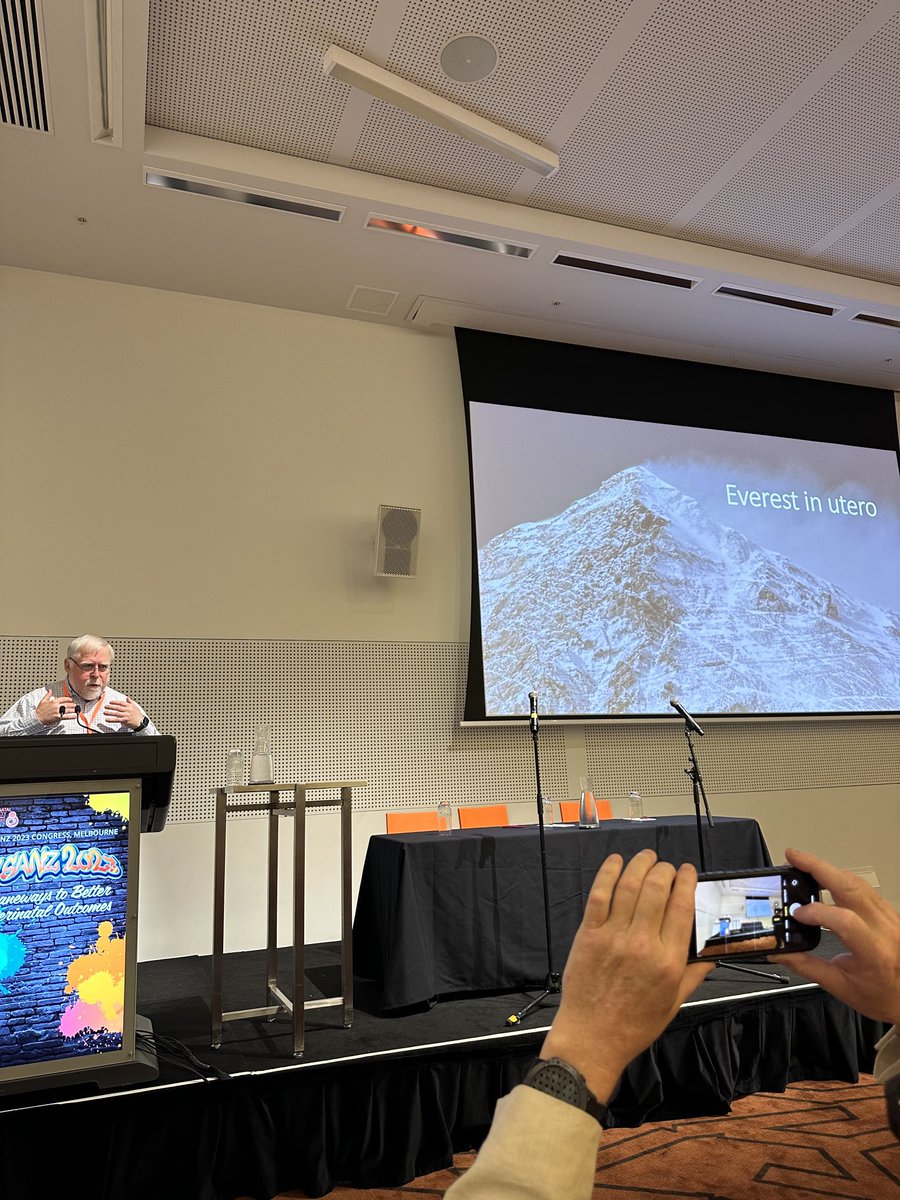 himanshu_popat's tweet photo. Inspiring to hear my colleague, the genius Dr Robert Halliday talk about intermittent hypoxia in preterm infants. ⁦@mypsanz⁩ https://t.co/SdIQGGQjjd