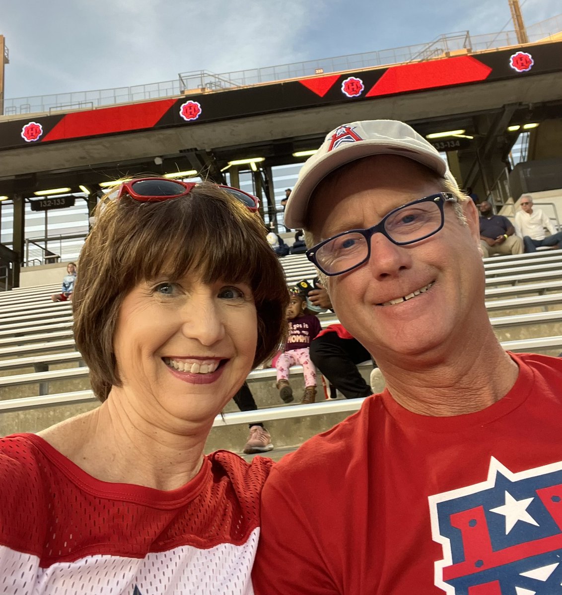 lorijowestgard's tweet photo. Let’s go Roughnecks!!  #RoughneckNation https://t.co/HDRa22rKGc