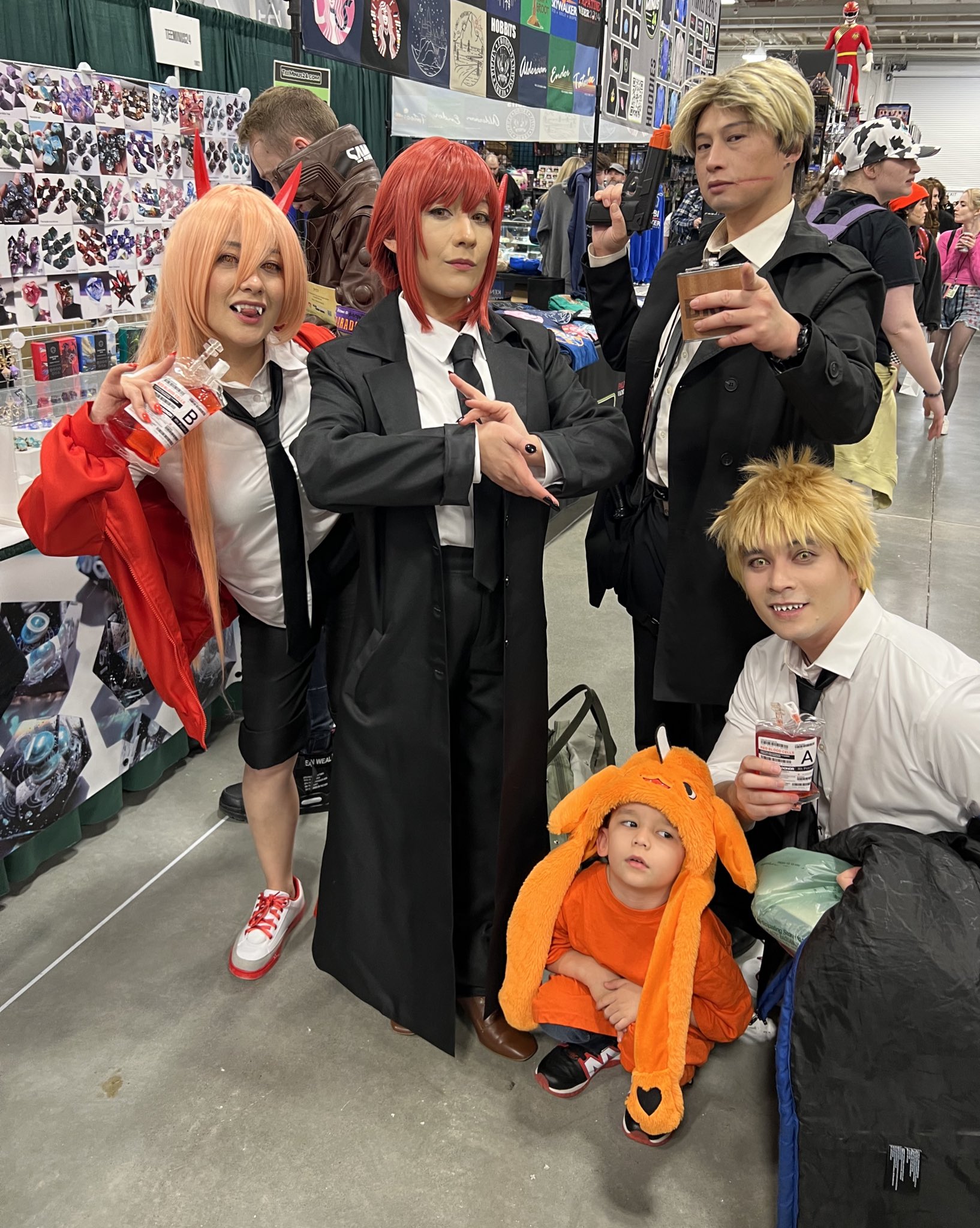 Deb Aoki on X: Anddd… one last #eccc2023 cosplay pic - this chainsaw man  crew with an adorable Pochita. The accessory blood bags were a nice touch  too. ICYMI - check out
