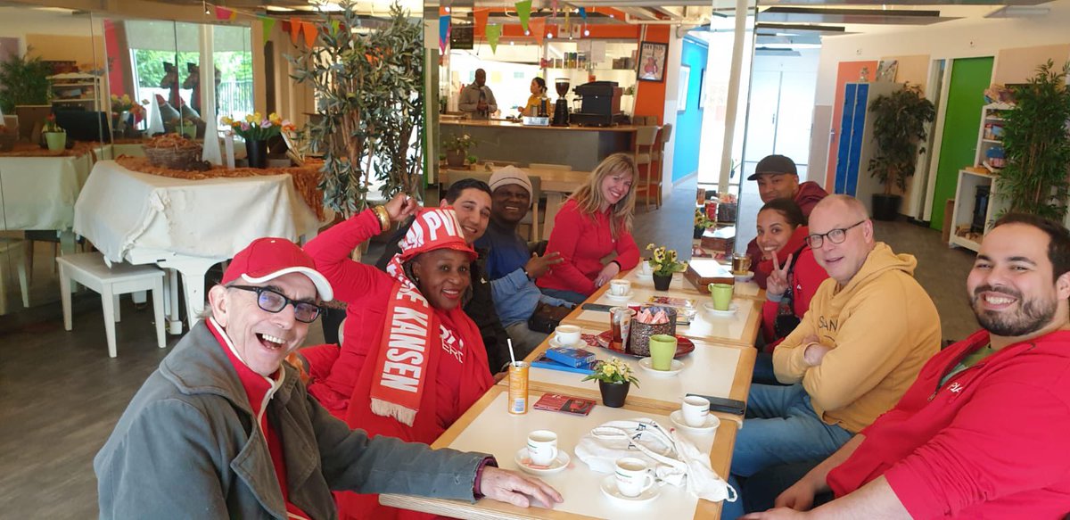 StephanoStoffel's tweet photo. Impressie na de PvdA campagne van zaterdag 4 maart in Holendrecht, Amsterdam Zuidoost.

#provincie #waterschap #15maart

Stem 15 maart gewoon op mij! Lijst 2 nummer 6 

@waterschapagv Waterschapsverkiezingen

#StemMetJeHart #KiesRood @PvdAnh https://t.co/dfjae7QfU9