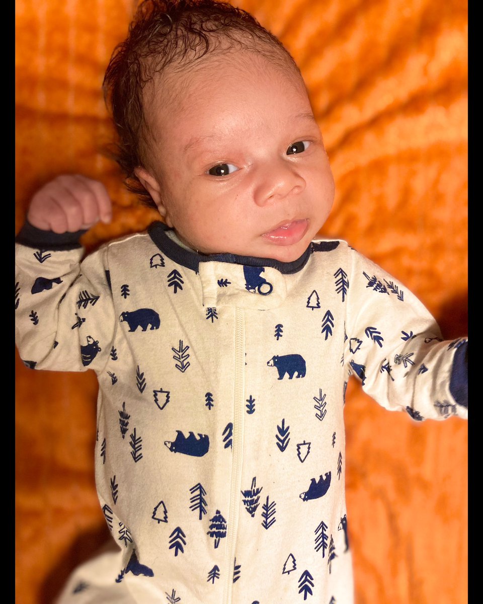CeeSimminYT's tweet image. Life update:

2/27/23 my baby turned 1 month &amp;amp; just wanted to introduce this handsome funny kid to you all 🤍

Also I didn’t say anything, but I turned 28 on Friday the 3rd. It’s starting to hurt already 🥴🤣 but I enjoyed my time in the house (shitty GA weather) with my baby🥰