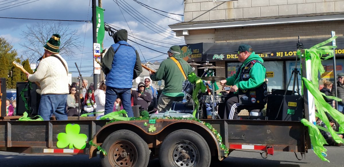 kennypdrumz's tweet photo. Today ripped #belmarparade @dubproof #njdub #goodvibecrew https://t.co/BTAOAq1Tkk