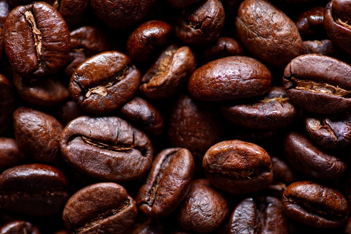 Luke_H86's tweet photo. Got bored and photographed coffee beans from the new roaster in town. https://t.co/s0IjIn16XG