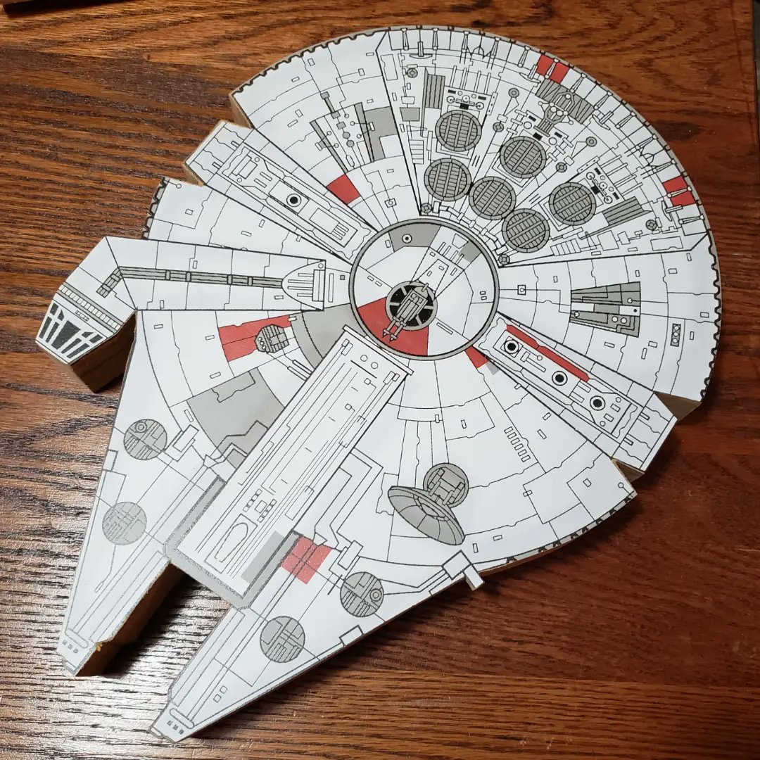 fightstickguy's tweet photo. #MilleniumFalcon is coming along. The sides are gonna be kinda hard.... https://t.co/FJyZqBcfA5
