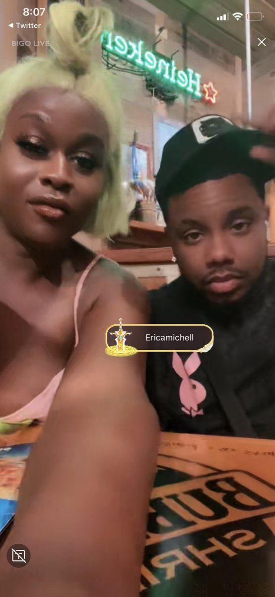 Cannabistea3's tweet photo. 🤣🤣🤣 Now 👀 at this 🤣🤣 from #21badbitch back to #MadameLo 💀😵#Bigolive https://t.co/SxBT9El2gk
