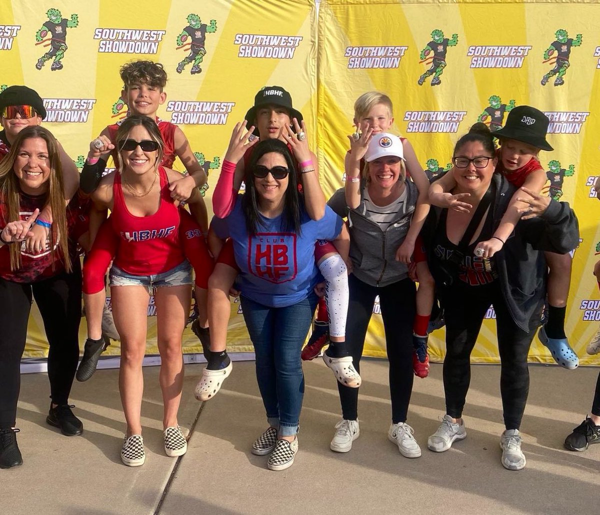 StevieJohnson13's tweet image. Steady going. Steady growing. 
Having Fun Handling Biz. ✨⚡️

Arizona - We’re looking for Facility Partners. There’s more to be done. #ClubHBHF #HandleBizHaveFunClub