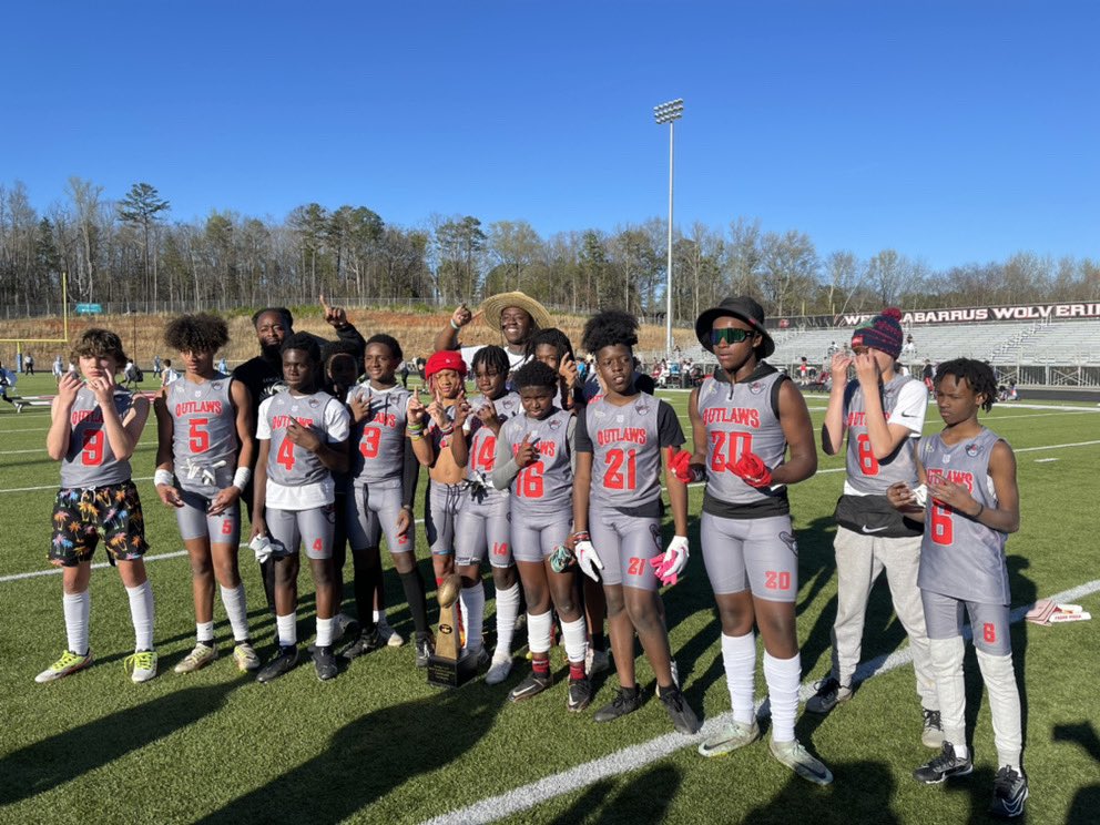 LcOutlaws7v7's tweet photo. Salute to my 14U and 13U SC OUTLAWs players and coaches for winning them 🏆’s in Charlotte, NC this weekend. 
We Keep Raising the Bar in South Carolina.. 

NEXT UP.. 2nd ANNUAL HOLY CITY WARFARE

#ScOutlaws7v7 #Hero7v7 #successnotfree #RecruitSC #letsmakesomethinghappen https://t.co/0Tq7lquaXk