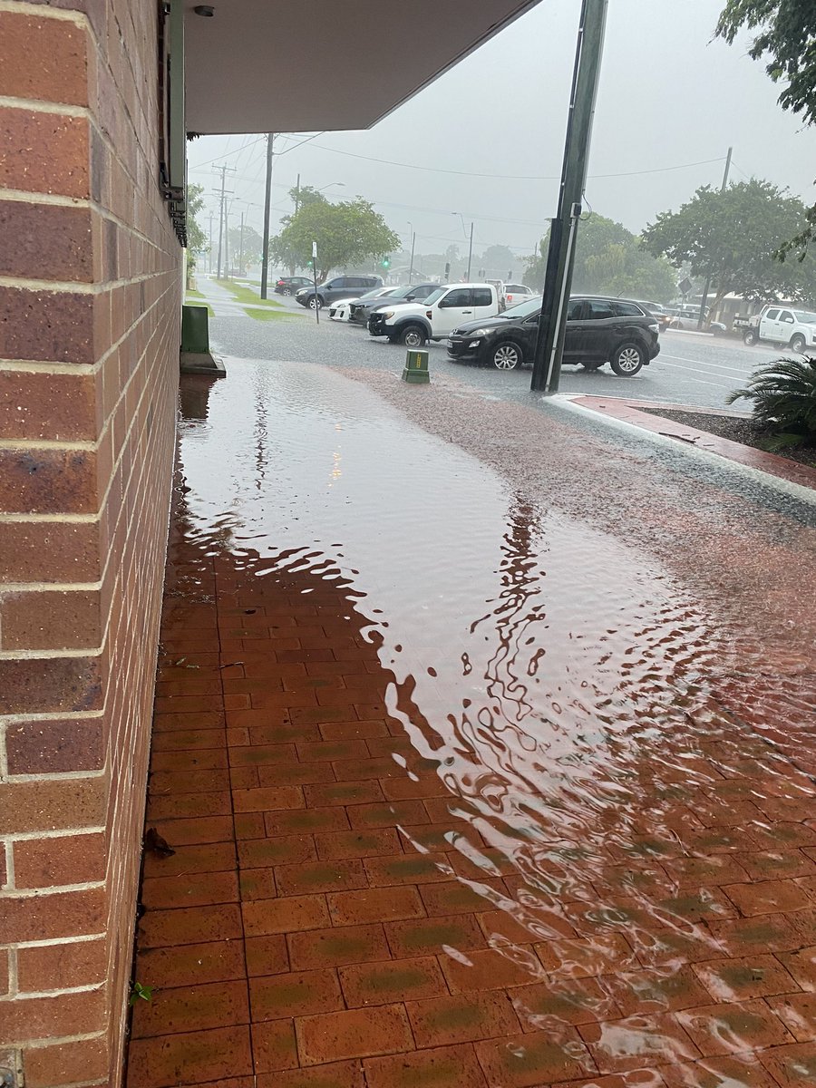 Bitta rain out there! #200mm #cairns