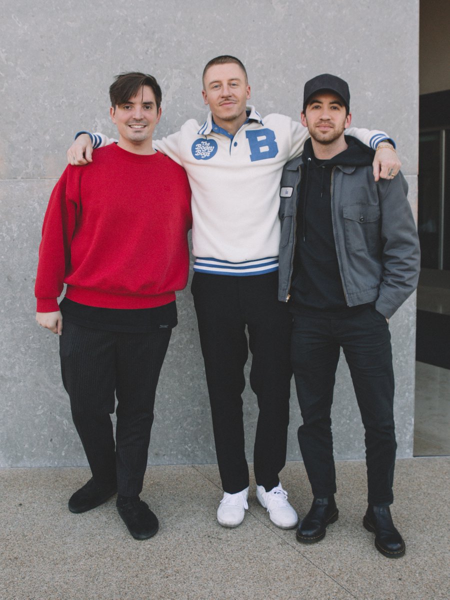 Zach Sang Show tweet media