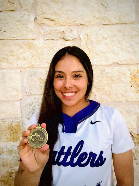 Congratulations to <a href="/SernaAva/">Ava Serna</a> and <a href="/Eliza_Lozano214/">Eliza Lozano</a> for making the Bayfront Bash All-Tournamnet team this weekend! Ava led the team with 8 hits, and Eliza did a great job transitioning to the leadoff spot for the Lady Rattlers. Both girls also played great defensively!