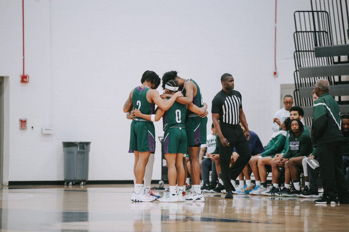 Coach CHICK tweet media