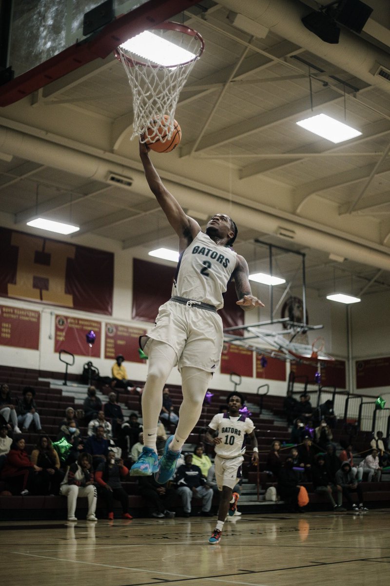 Coach CHICK tweet media