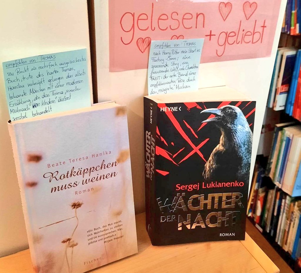 Books4LifeWien's tweet image. Wir haben etwas Neues für euch: Unsere Shoppies stellen euch gern gelesene Bücher vor, die es für euch bei uns im Shop zum günstigen Preis und guten Zweck zu kaufen gibt.
Den Anfang macht Thomas mit "Der Wächter der Nacht" und "Rotkäppchen muss weinen". #proTipp #gerngelesen
