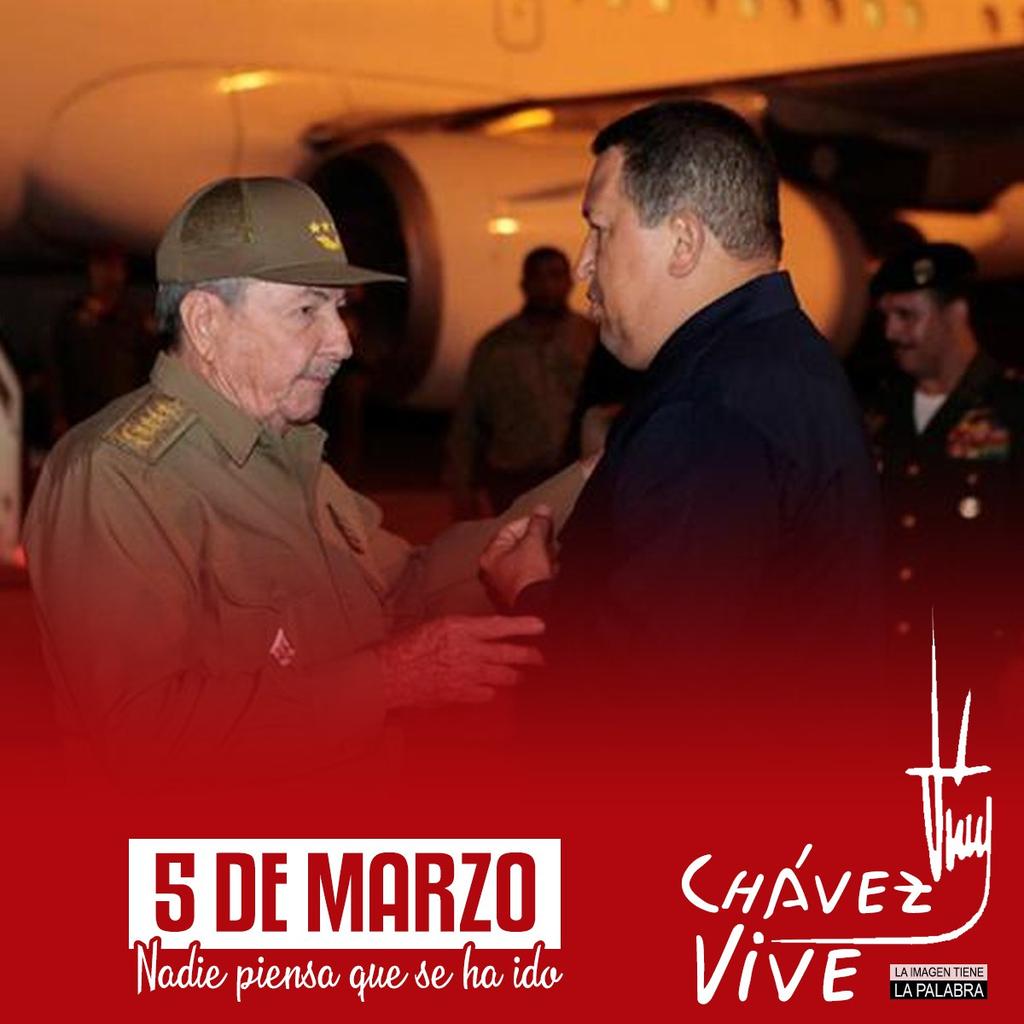 «#ChávezVive,  entró por la puerta grande en la historia y nadie podrá cerrar esa puerta, ni olvidar lo que ha sucedido. El pueblo venezolano sabrá defender sus conquistas, y nosotros, como hasta ahora, estaremos junto a ellos, rodilla en tierra».    RAÚL CASTRO
#Venezuela #Cuba.