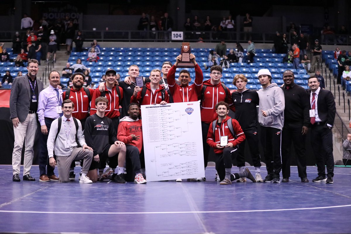 SEUFireWrestle's tweet photo. 3rd Place Team🏆
For the second year in a row we finish THIRD in the country.
6️⃣ALL-Americans
2️⃣Finalists
🥇National Champion

#FueltheFire🔥 https://t.co/xMpFcW8RHJ