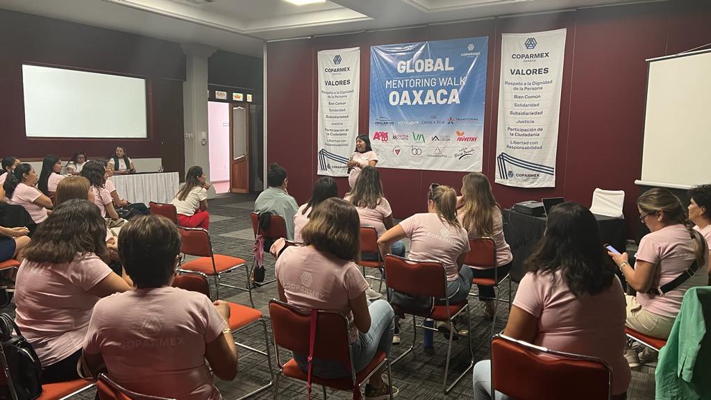 MediaticaAgenda's tweet photo. #NoticiasAM | 🔴 Con gran éxito arrancó la Cuarta Edición del Global Mentoring Walk Oaxaca 2023
@Coparmexoaxaca

#AgendaMediática | 💻 Visita nuestro portal web para más información: https://t.co/jyWABMMKA6 https://t.co/zVQbgY9Jag