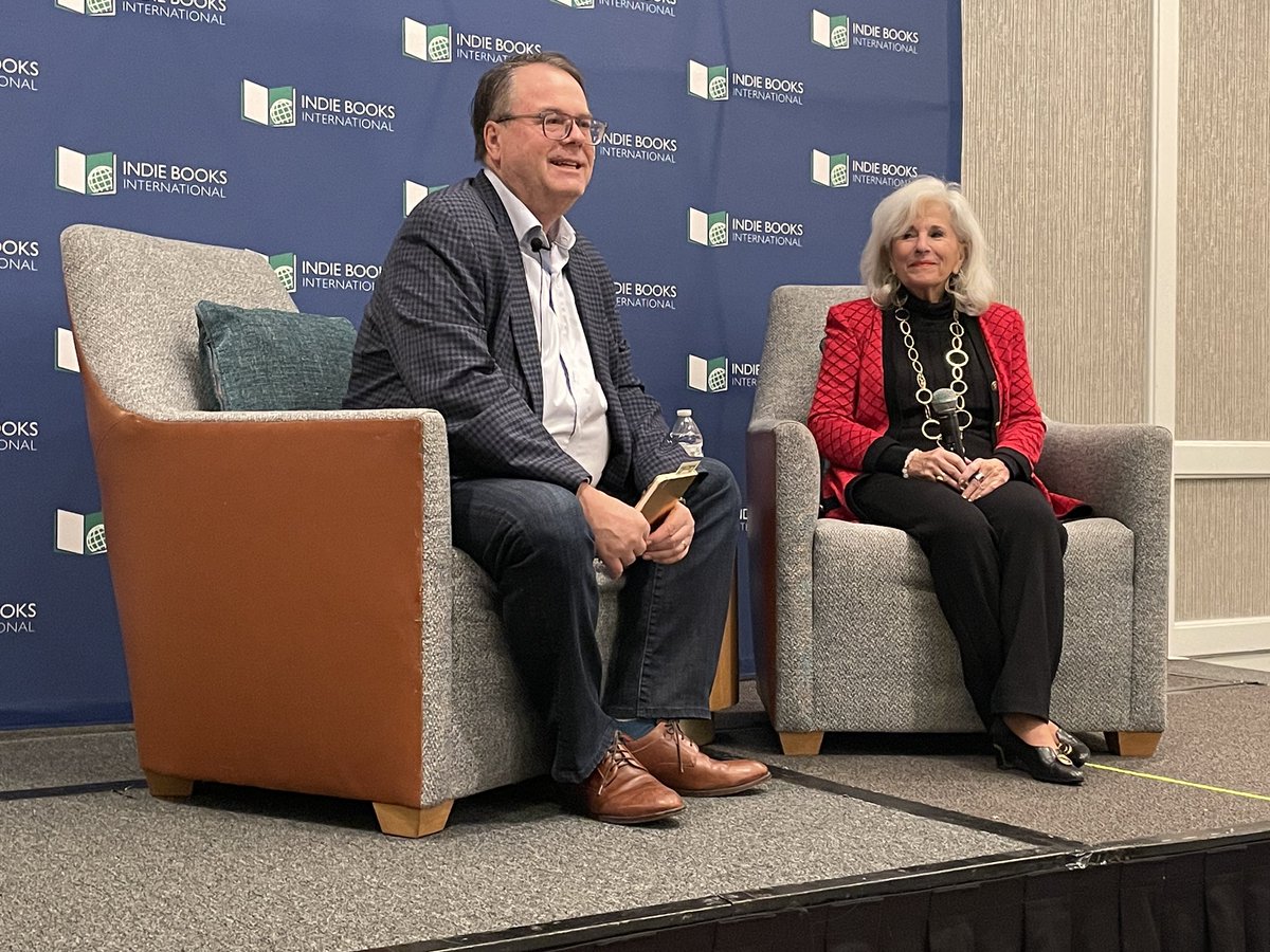 susanroane's tweet photo. Took my 1st biz trip for an #IFF conference to be honored as a “Legend in Publishing” in San Diego. Fabulous time w/ family &amp; friends &amp; enjoyed the conference hosted by @indiebooksintl 
#HenryDevries.  Except when onstage, I wore a mask. https://t.co/aLaHEgMa5A