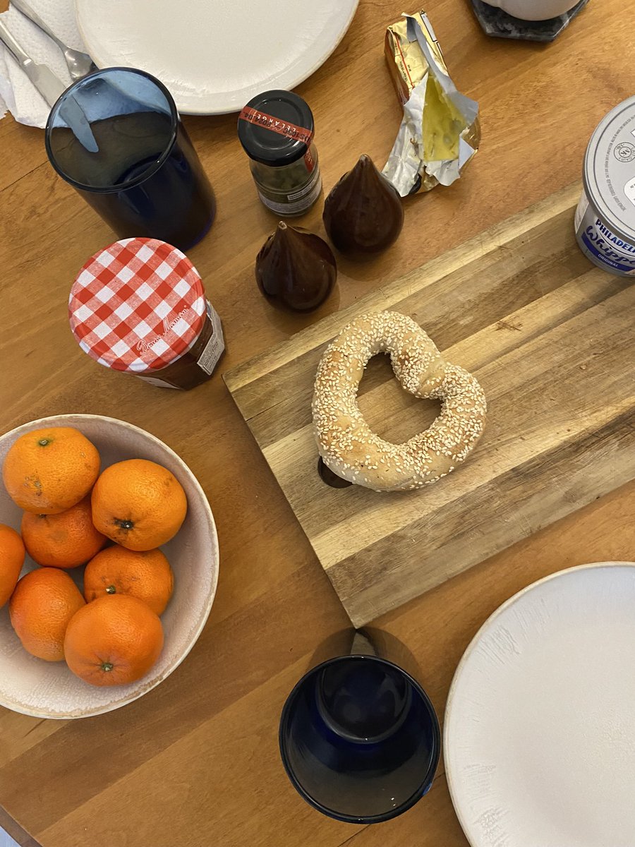 sarahpriscus's tweet photo. thinking about her (this heart-shaped bagel) https://t.co/ngM5NrjFRt