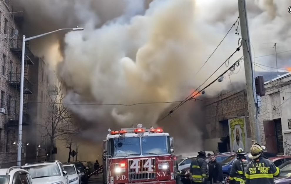 Redwood00051's tweet photo. Todays Fifth Alarm Fire in the Bronx on the Grand Concourse Once started as a lithium ion battery scooter fire. We need laws enacted fast to protect all NYers &amp; people who live in every city. https://t.co/BpZgYgnpk0 https://t.co/13IqgO3S0J