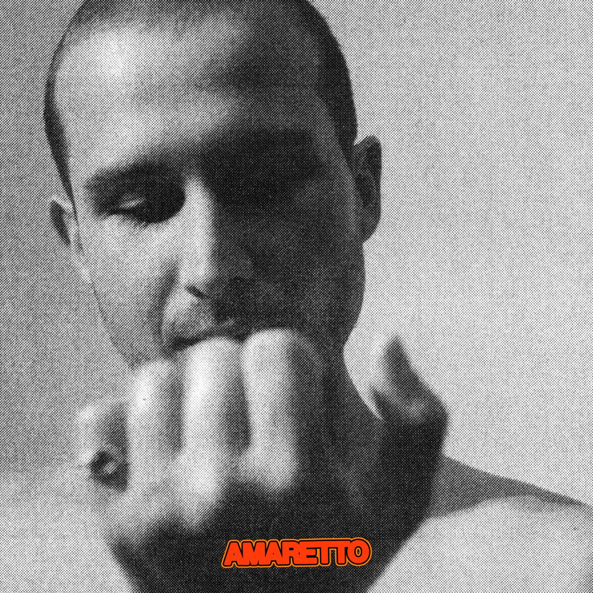 « Amaretto » de Fils Cara est en définitive un disque rare et immense, comme une île au milieu de la mer renfermant un univers total de musique et d’images.

Fils Cara - premier album 'Amaretto' le 17 mars 2023 !