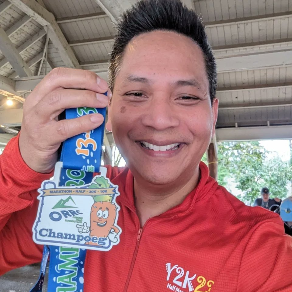 cubanoa1a's tweet photo. Champoeg 10K Race in the books! 🏃🌳🏞️ https://t.co/jRkGD1MpLY