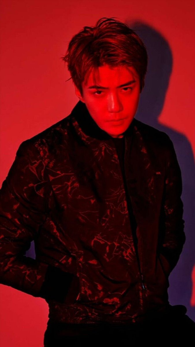 sehunloop's tweet image. from "die for you"                   to "heartless"