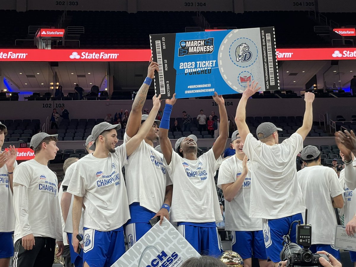 Ticket punched! Drake wins the <a href="/ValleyHoops/">ValleyHoops 🏀</a> tournament for 1st time since 2008. Going dancing for the 2nd time under coach Darian DeVries.