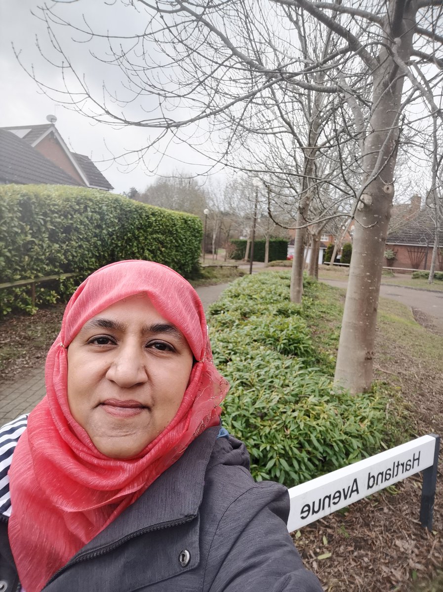 Back out in Tattenhoe ward leafleting. Last year I lost by 177 votes, working hard for every vote this year to become Labour councillor in a Tory stronghold. Please support me!