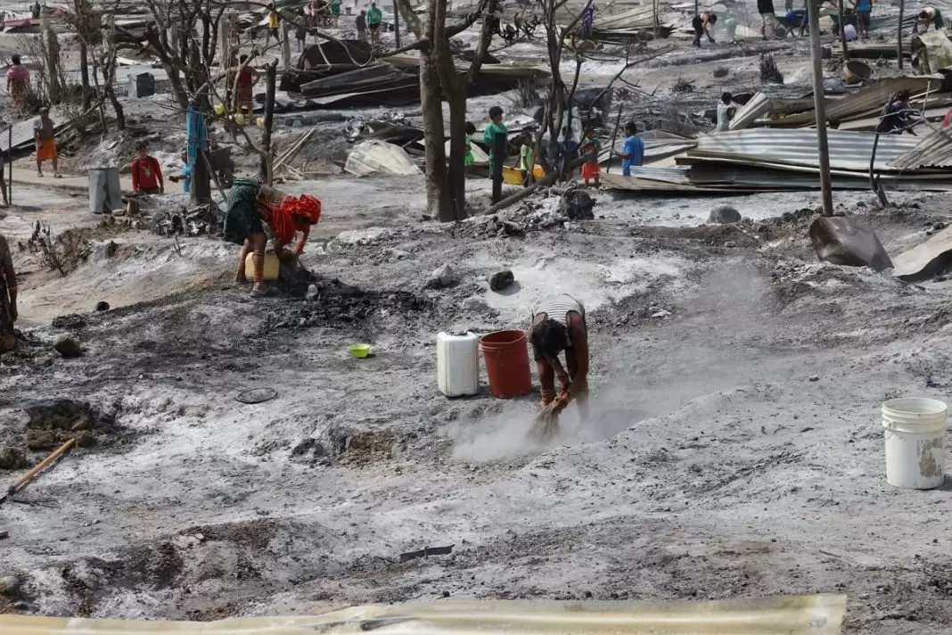 Expresamos nuestra solidaridad hacia el pueblo panameño, en especial a sus pueblos originarios, tras haber conocido del voraz incendio en Walllá, Comarca Wargandí, el 3 de marzo de 2023, que destruyó cientos de viviendas y causó numerosos daños materiales. 
🇵🇦🤝🇨🇺