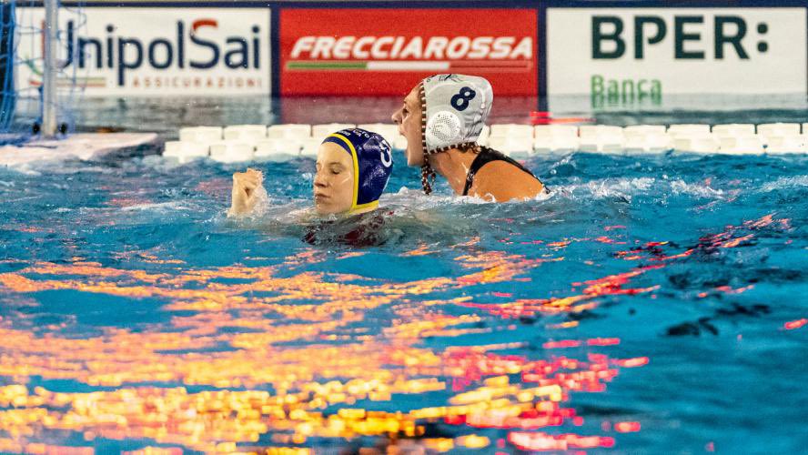 🤽‍♀️ L’Ekipe Orizzonte Catania conquista la #CoppaItalia 2023 battendo il #Padova 9-7 con una gara imperiosa e di grande personalità 
Claudia #Marletta travolgente
Aurora #Condorelli insuperabile 

5ª Coppa Italia per le catanesi 🏆
#pallanuoto #Catania 
📸 <a href="/DBM_Media/">DBM Deepbluemedia</a>